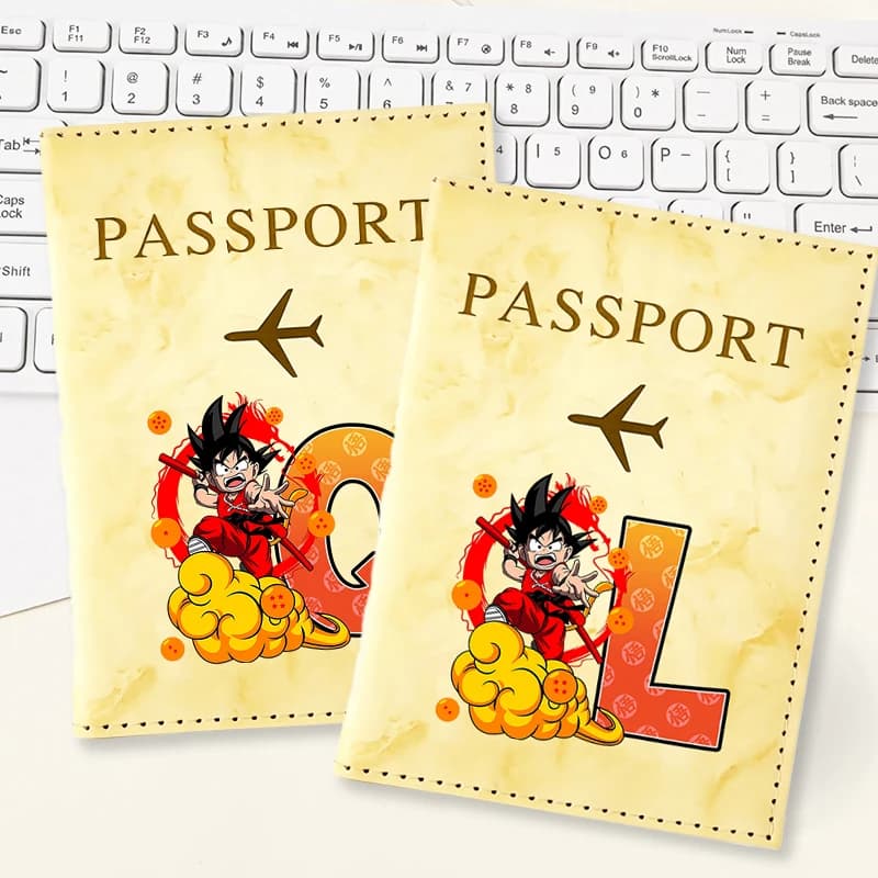 Porta Passaporto Dragon Ball con Son Goku, Custodia in PU per Passaporto con Lettere A-Z, Organizzatore Biglietti Aerei Anime, Porta Carte e Portamonete