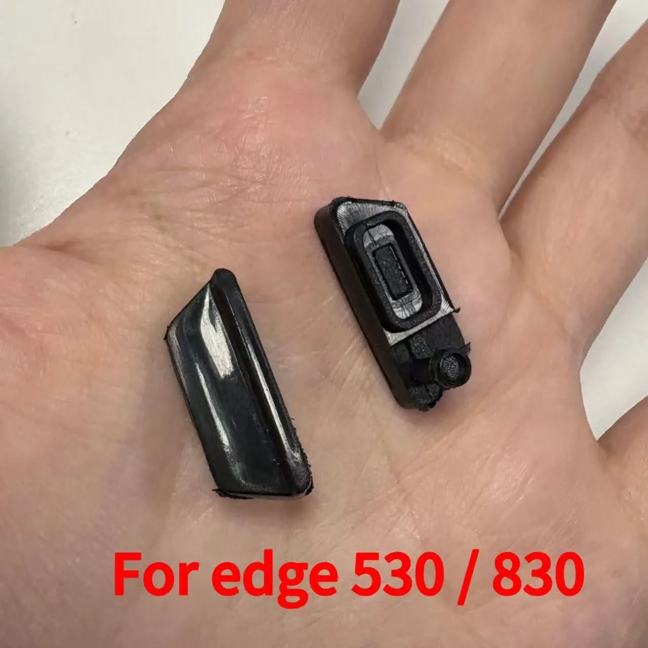 La gomma impermeabile si adatta alla copertura in gomma Garmin Edge 530/830 senza parte di riparazione della porta di ricarica a vite