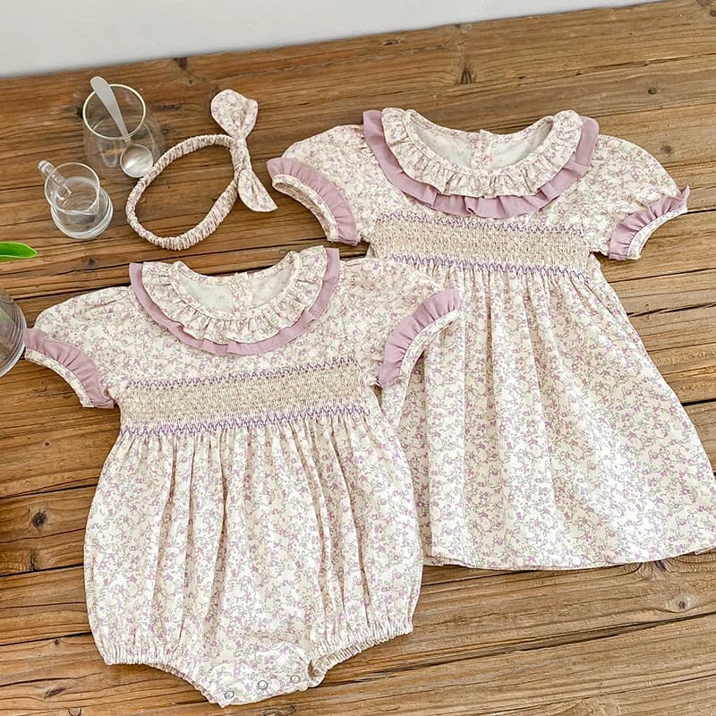 2024 nuovi abiti da principessa per bambini estivi stampa in cotone a maniche corte abito da festa per bambina pagliaccetto per bambina abbigliamento per sorella