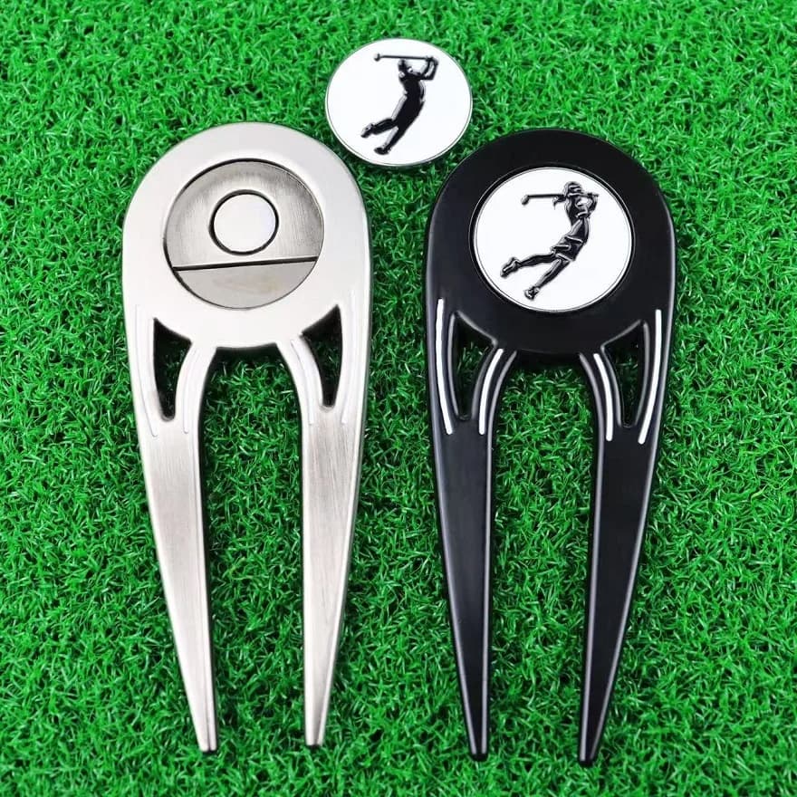 Strumento Magnetico per Riparazione Divot da Golf con Marcatore per Pallina, Accessorio Multifunzione per Riparazione del Green