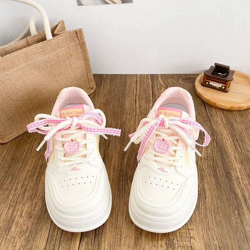 Board Shoe with Dopamine Design, Small-sized, Thick-soled, Fashionable Women's Shoes, 2026 New Style,Casual White Sneakers，35-40