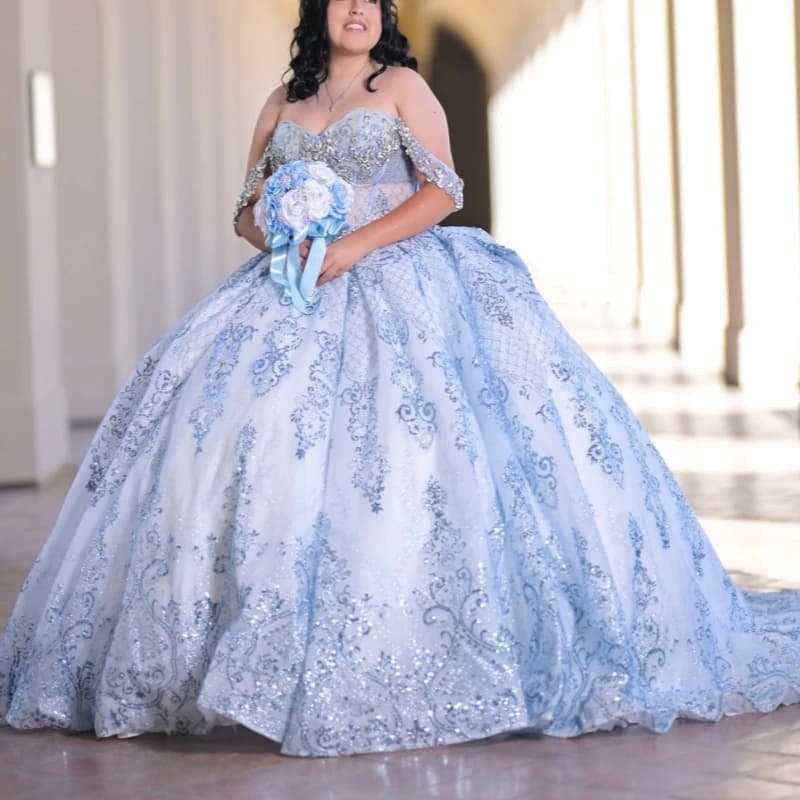 Abiti Quinceanera blu lucidi con spalle scoperte Applique con paillettes Perline in pizzo Fiocco Tull Corsetto Festa di compleanno Dolce 16 Dres Vestid