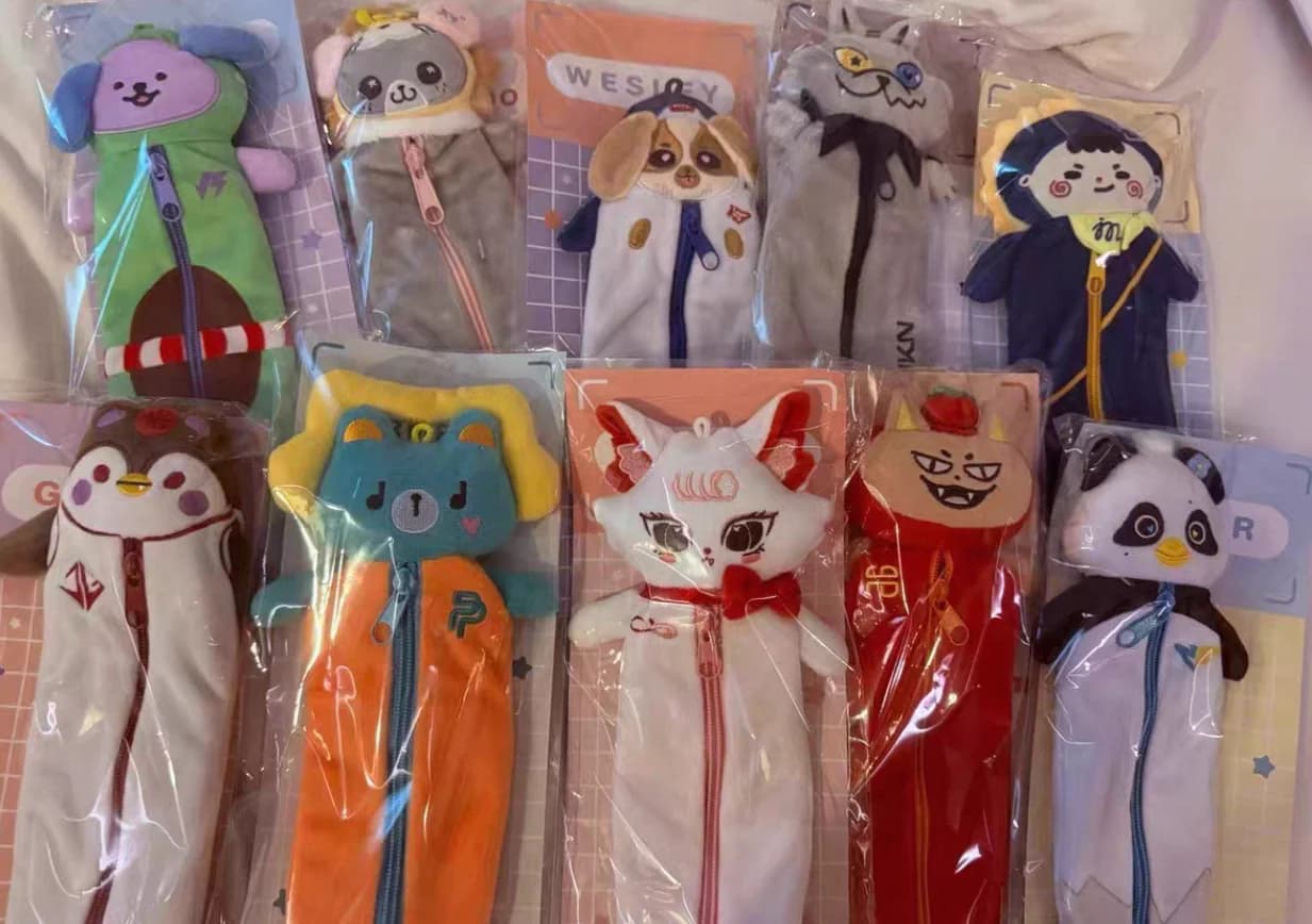 GMMTV July Book Fair Plush pencil case, pencil case(25-27cm) MOMO Lykyou polcasan Avocean Guinzly ceri paody official original