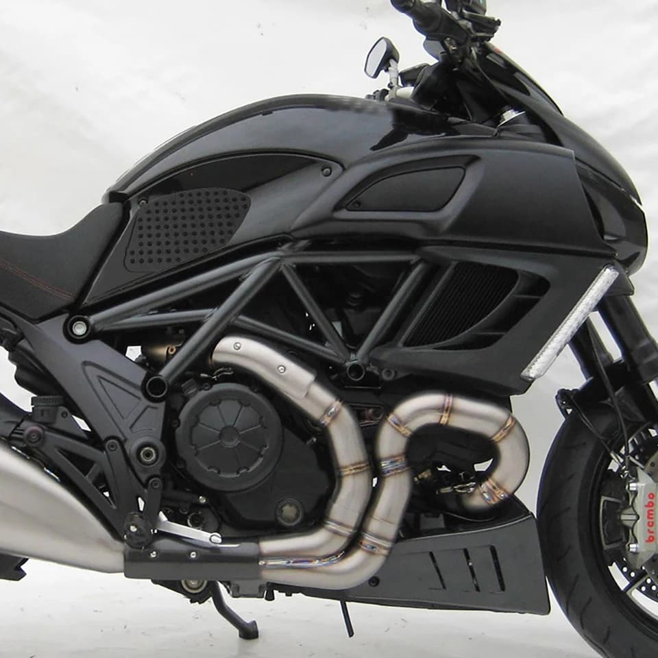 Misura per Ducati 1200 Diavel AMG Carbonio Titanio Strada Cromo Manopole per serbatoio moto Pad Serbatoio carburante Trazione laterale del ginocchio Cuscinetti antiscivolo