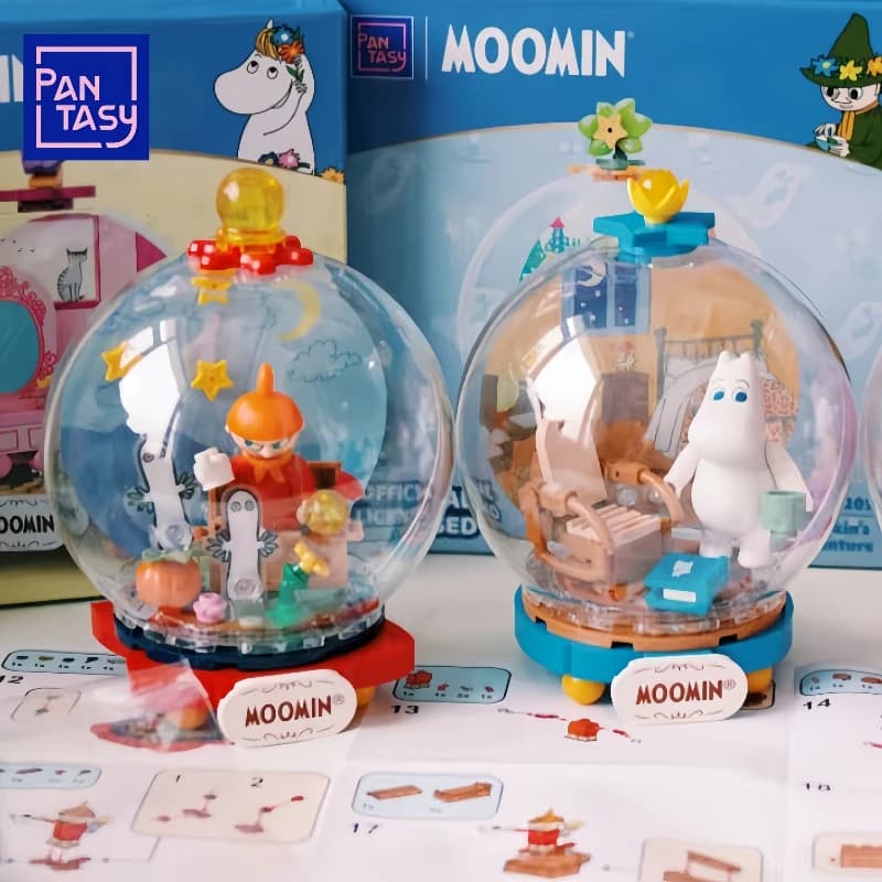 Pantasy Building Blocks Moomin Roaming Series Anime Ornaments Puzzle Toys Splicing Crystal Balls Desktop Models Collection Gifts