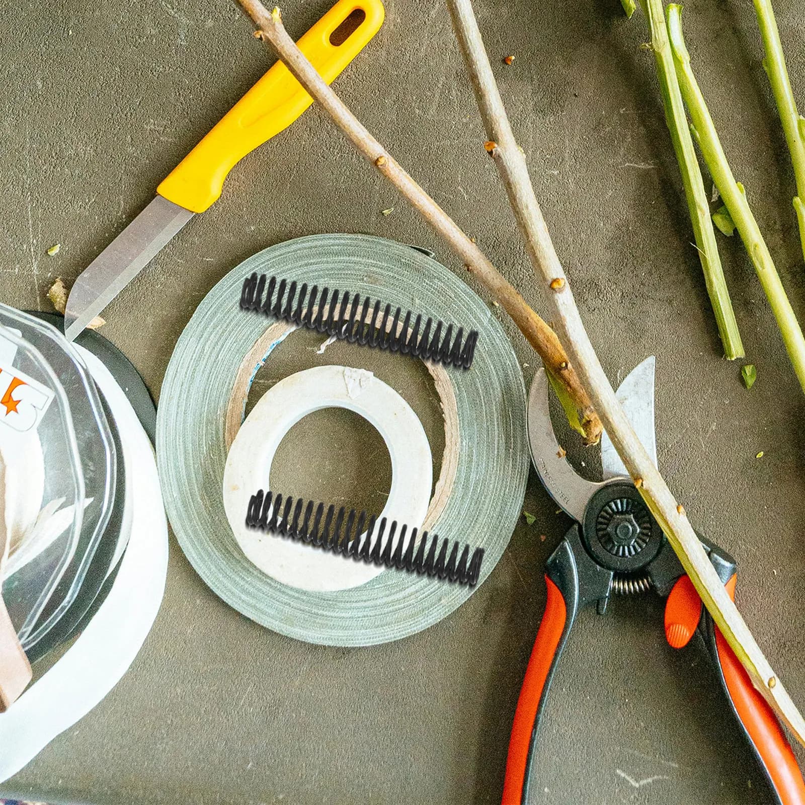 10 Pezzi Molle di Ricambio in Acciaio Rinforzato per Forbici da Potatura, Molle a Compressione per Utensili Manuali da Giardinaggio e Taglio Rami