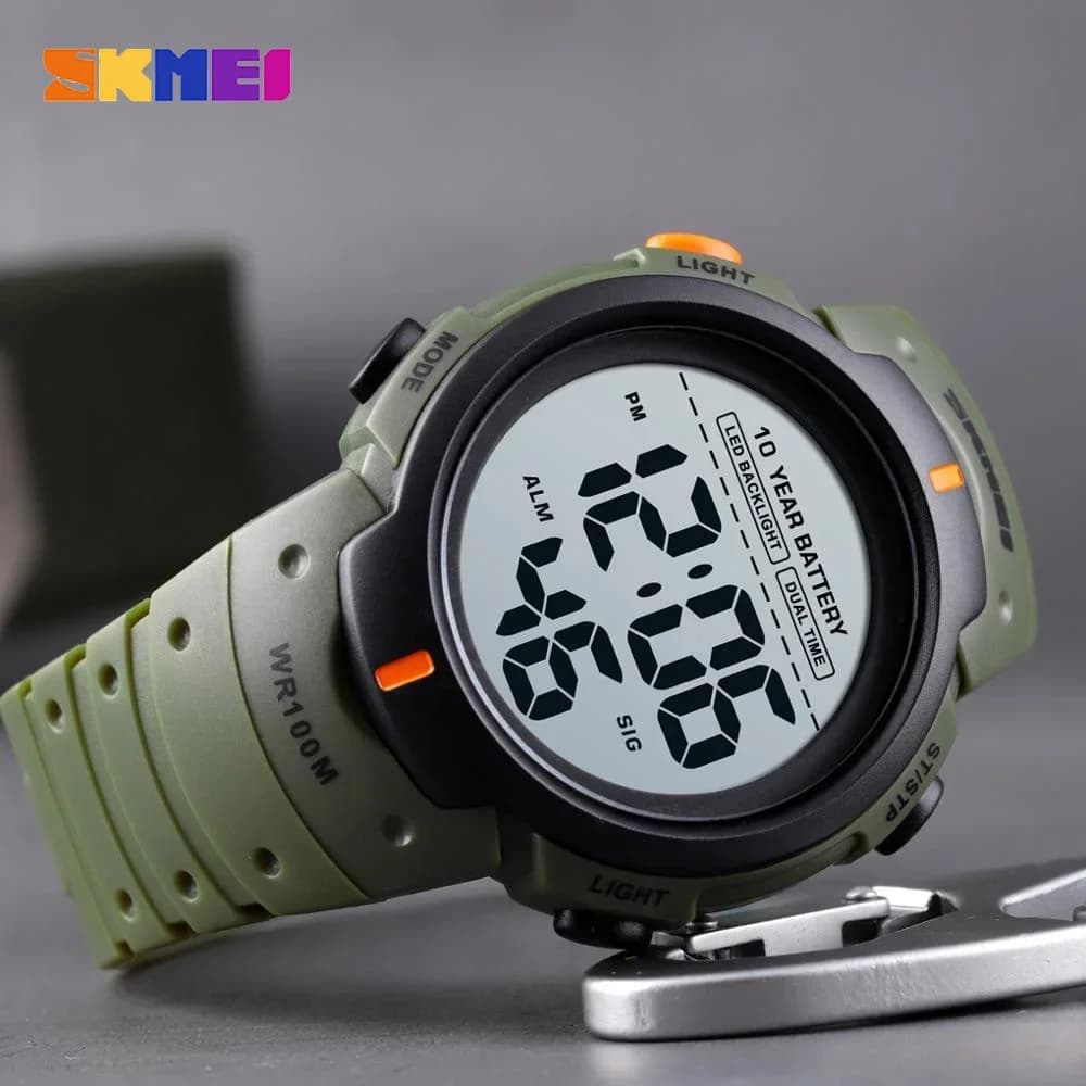 SKMEI 1560 Orologio elettronico sportivo da uomo 100M Display a LED impermeabile Orologi da polso digitali da uomo Cronometro Militare Reloj Hombre