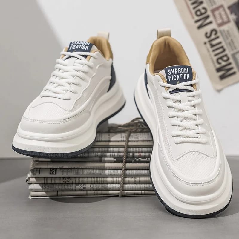Scarpe da Uomo Invernali Traspiranti Sottili Sportive Casual per Studenti con Aumento di Altezza, Sneakers Bianche Trendy con Suola in EVA e Tomaia in Gomma Leggera