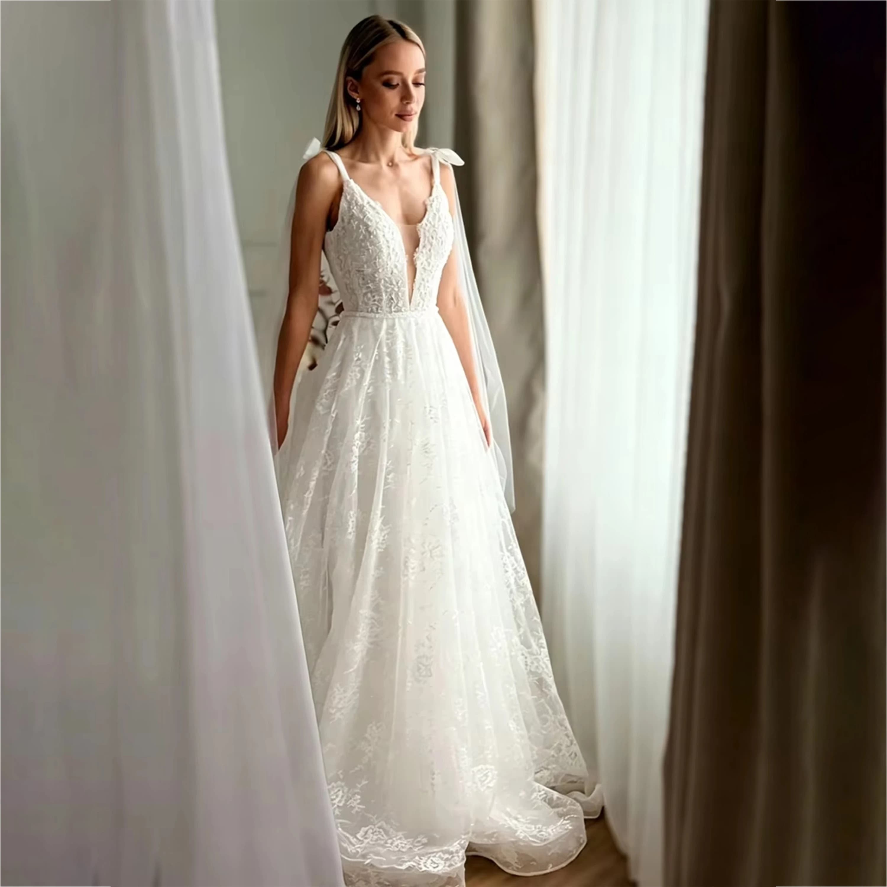 Beach Lace Wedding Dresses For Women V-neck Bead Long Bridal Gown With Train A-line Sexy Bride Dress vestido de novia Customized