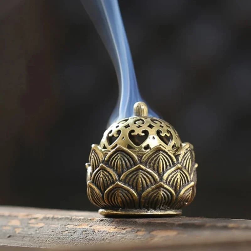 Retro Copper Small Lotus Pocket Hollow Out Incense Stick Burner Brass Incense Holder with Cover Home Decoration Sandalwood Cense