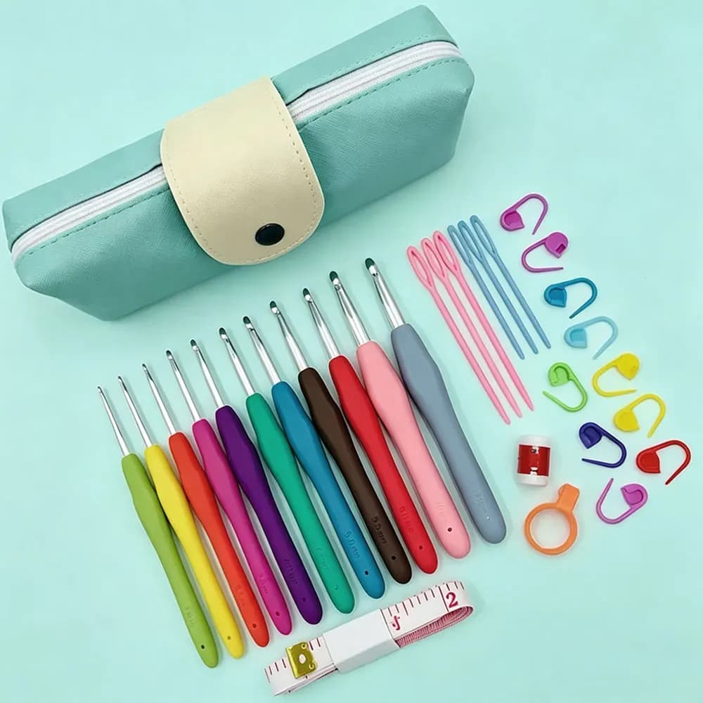 37pcs Crochet Hooks Kits with Storage Bag Soft Handle Crochet Needles Knitting Needles Set DIY Sewing Weaving Tool for Beginners