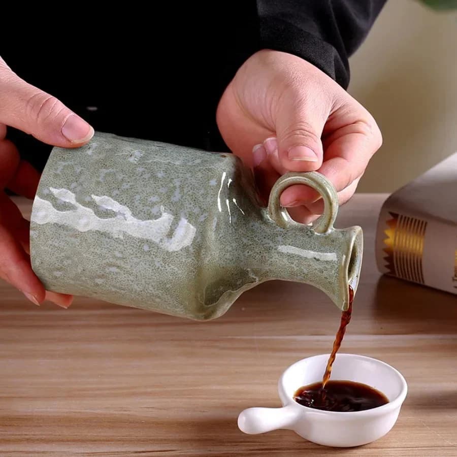 Spice Shaker Oil Pot Household Kitchen Accessories Sauce Bottle Pot Hand Kneaded Ceramic Oil Pot Lid Leak Proof Kitchen Tool Set