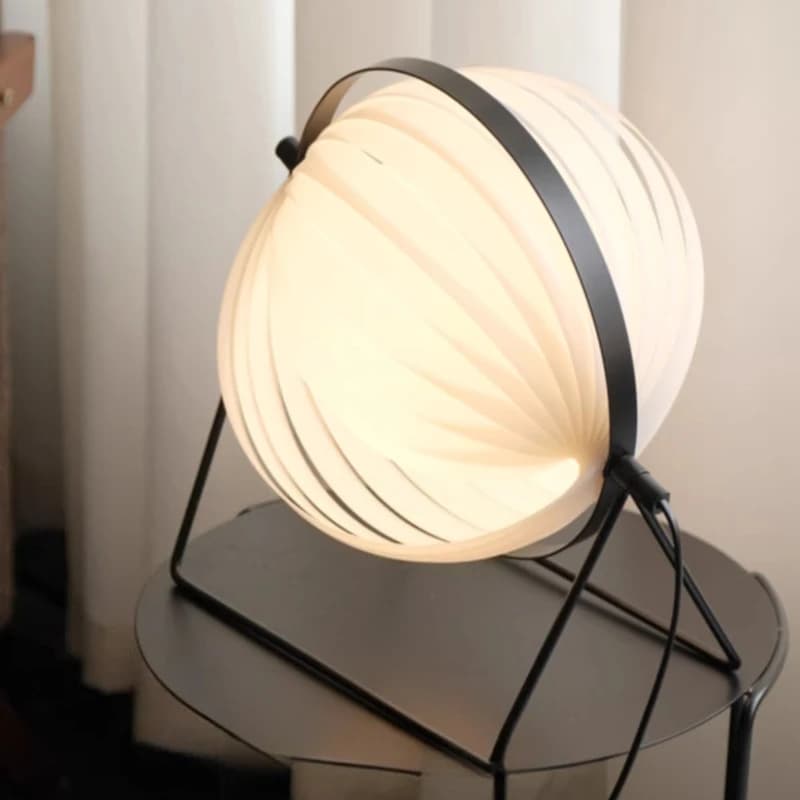 Iron LED Table Lamp Modern Minimalist Tricolor Desk Lamps Living Room Bedroom Bedside Lighting Light Desk Accessories Lights