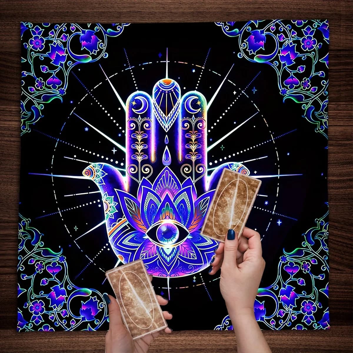 Tovaglia per tarocchi con altare a mano Mandala: astrologia e festa occulta, regalo in poliestere intrecciato a macchina, design dell'occhio di loto