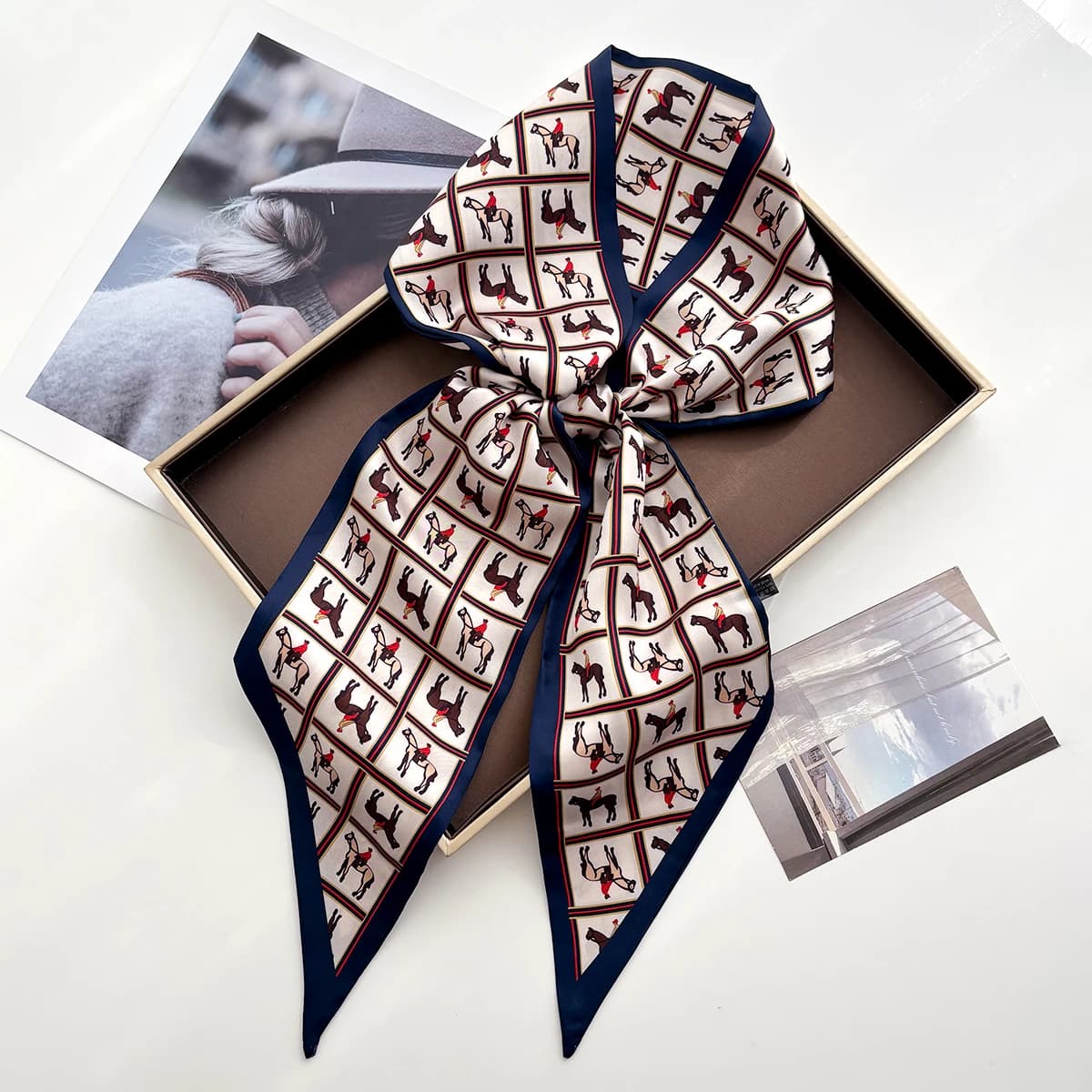 Nuovo Foulard Lungo in Seta con Stampa Cavallo, Sciarpa Sottile, Fascia per Capelli, Nastro da Collo da Donna, Collezione Primavera