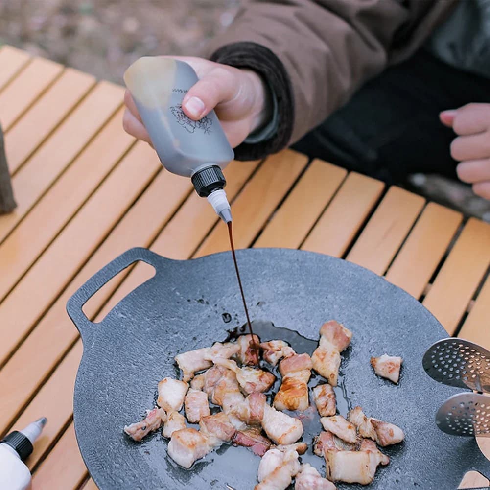 120 ml oil bottle to store camping kitchen leak-proof sealed dressing bottle Food-proof material Outdoor camping barbecue equipment