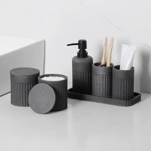 Set di 6 Accessori per il Bagno - Grigio Scuro, Dispenser Sapone, Portaspazzolini, Bicchiere, Vassoio e Porta Cotonetti