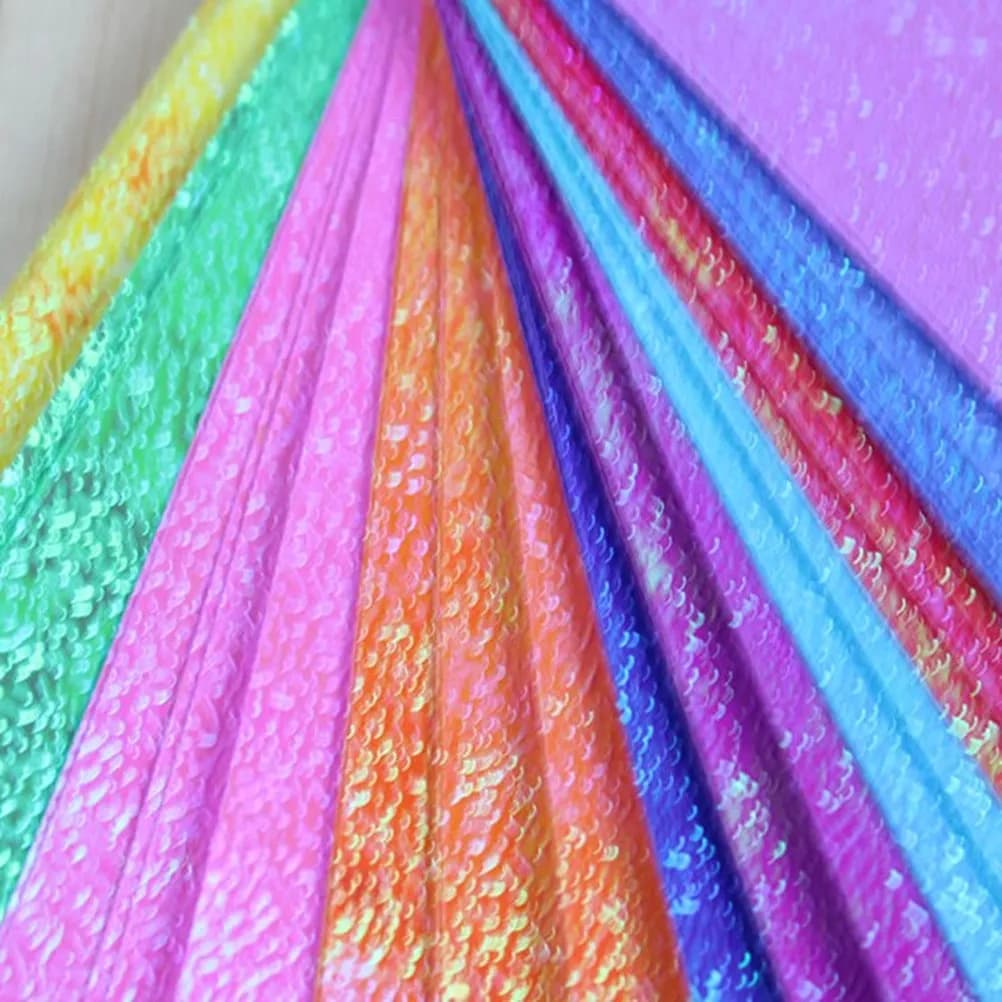 100Pcs Shimmering Handmade Craft Paper Assorted Colors Ideal for Origami Learning Stress Relief Creative Projects Scrapbooking