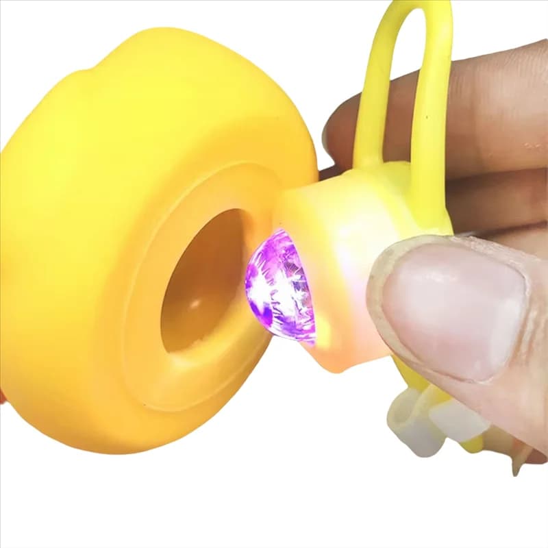 Cinghie luminose sfuse per bici Campanello per bicicletta Anatra Vite per bicicletta Casco Motore del vento Luci di guida Cinghia per clacson (Non anatra)-AT20