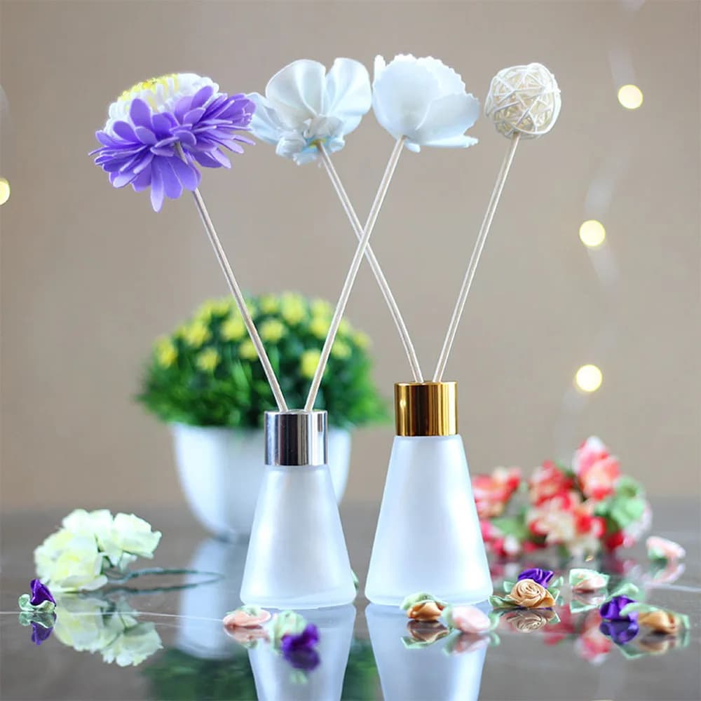 30ml&50ml empty cone shape Fragrance frosting glass diffuser bottle&Aromatherapy bottles with alumite circle and plactic lids