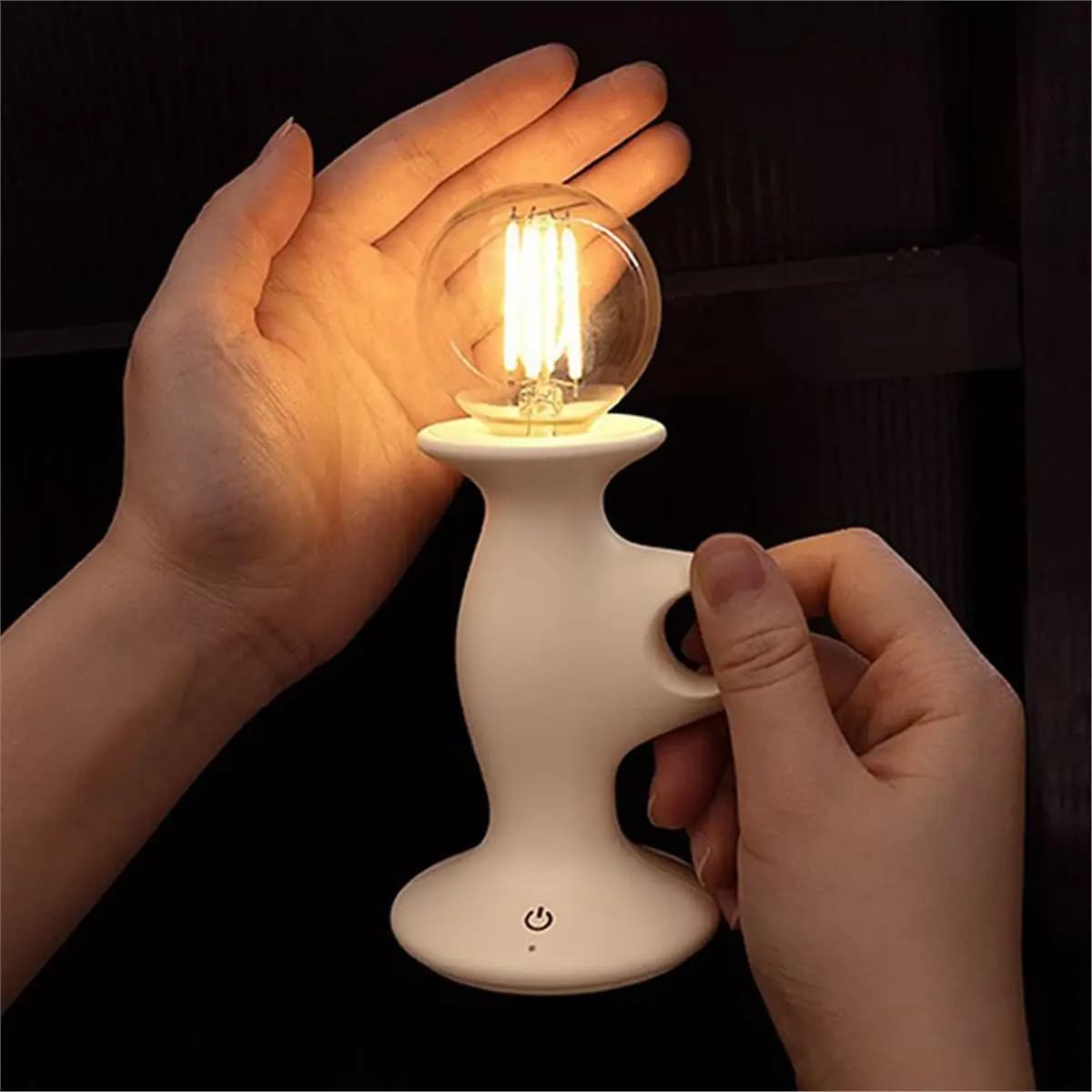 B17BBG Retro Lamp Desk Decor Vintage Candle Lights Rechargeable Ambient Lighting for Home White