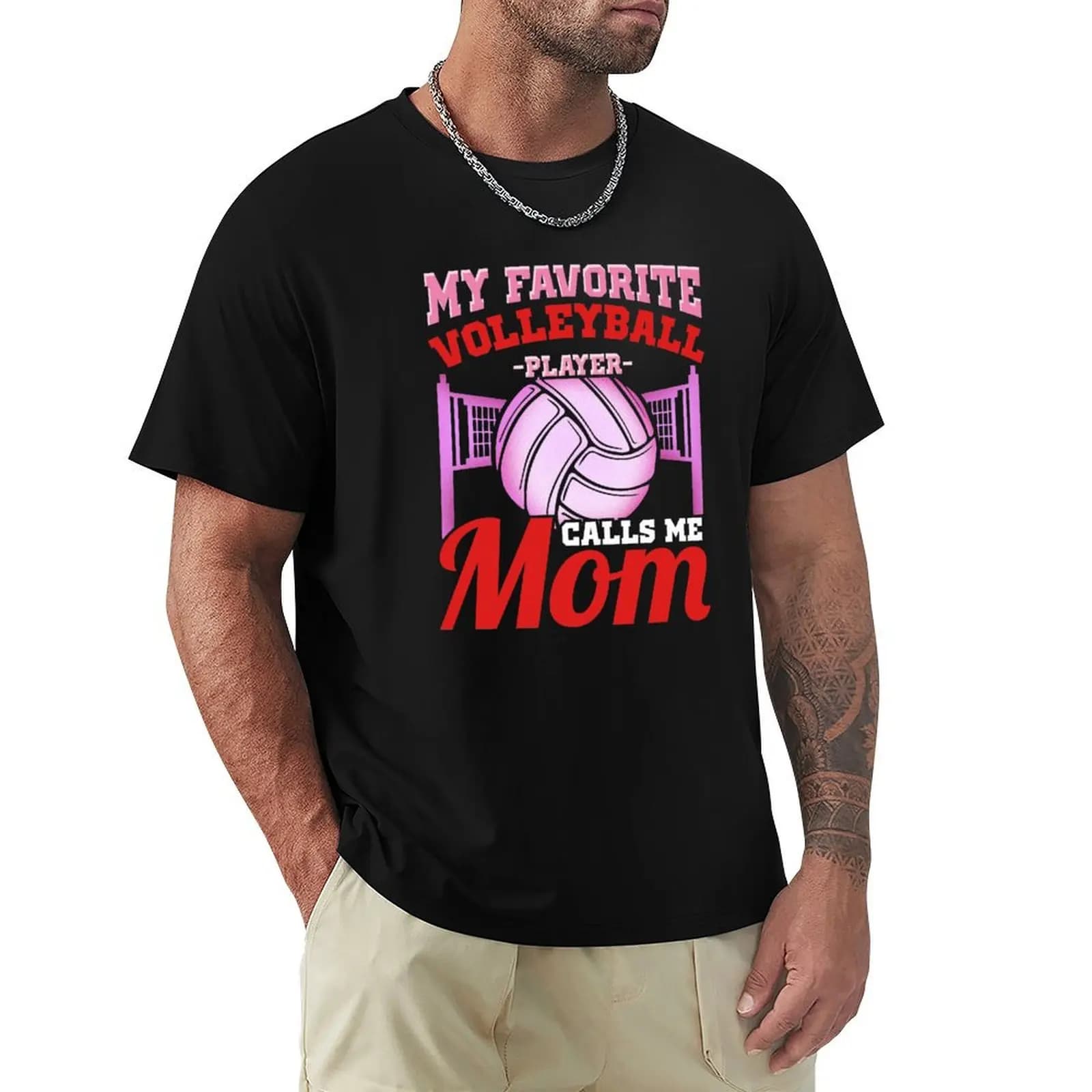 Il mio giocatore di pallavolo preferito mi chiama mamma - T-shirt da lavoro in cotone a maniche corte con stampa "Volleyball Mom"