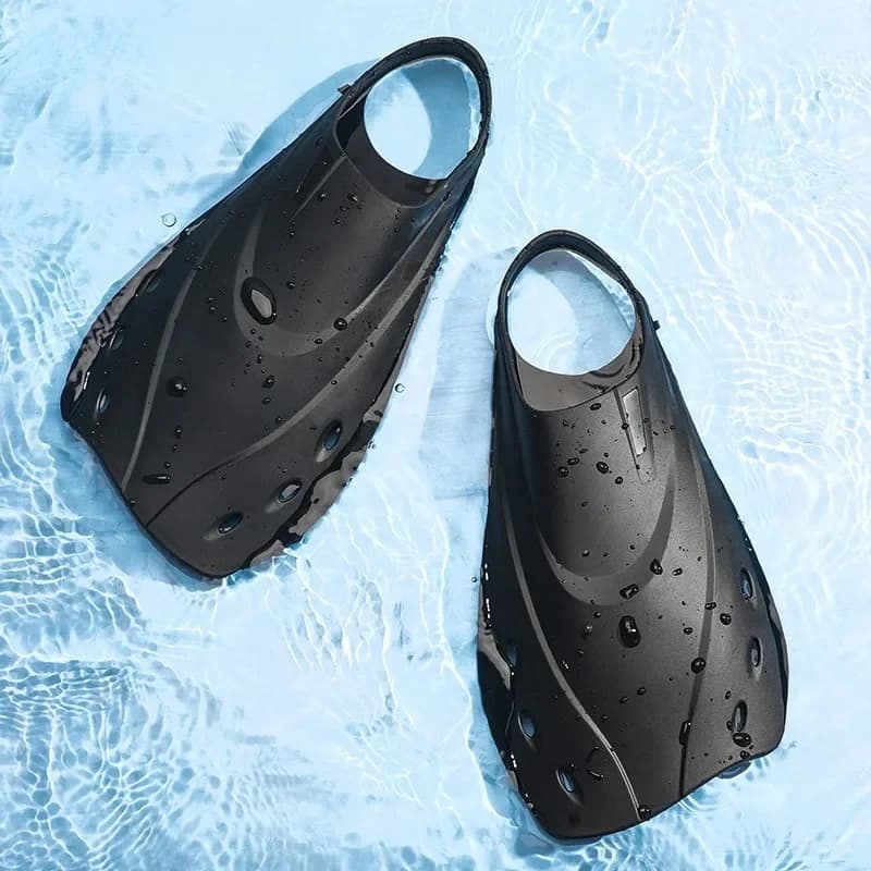 Pine Court Flexible for Training for Men and Women, Snorkeling and Diving Equipment, Black Pins Anti-slip, Swimming Shoes