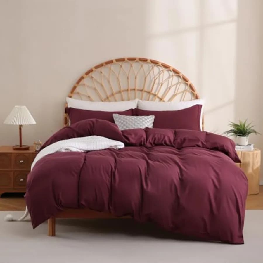 Burgundy Duvet Cover Set Full Size, 3 Piece Duvet Cover with Pillow Shams, Soft Brushed Microfiber Zipper Closure, Comforter No