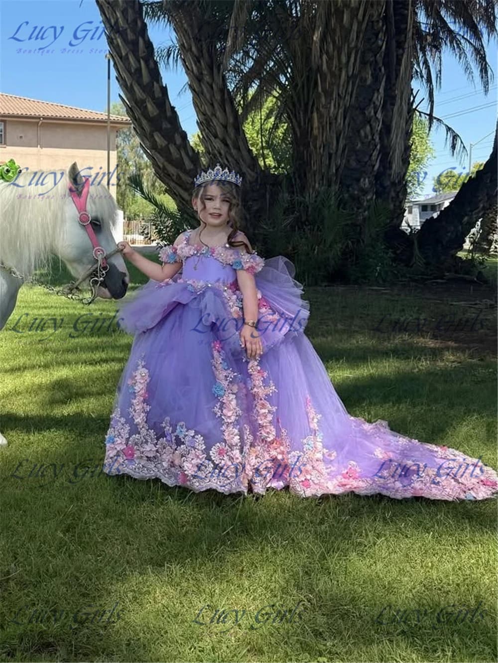 Lussuoso abito da ragazza di fiori lavanda tulle soffice per abito da sposa senza maniche fiori squisiti appliques abiti da sera per banchetti