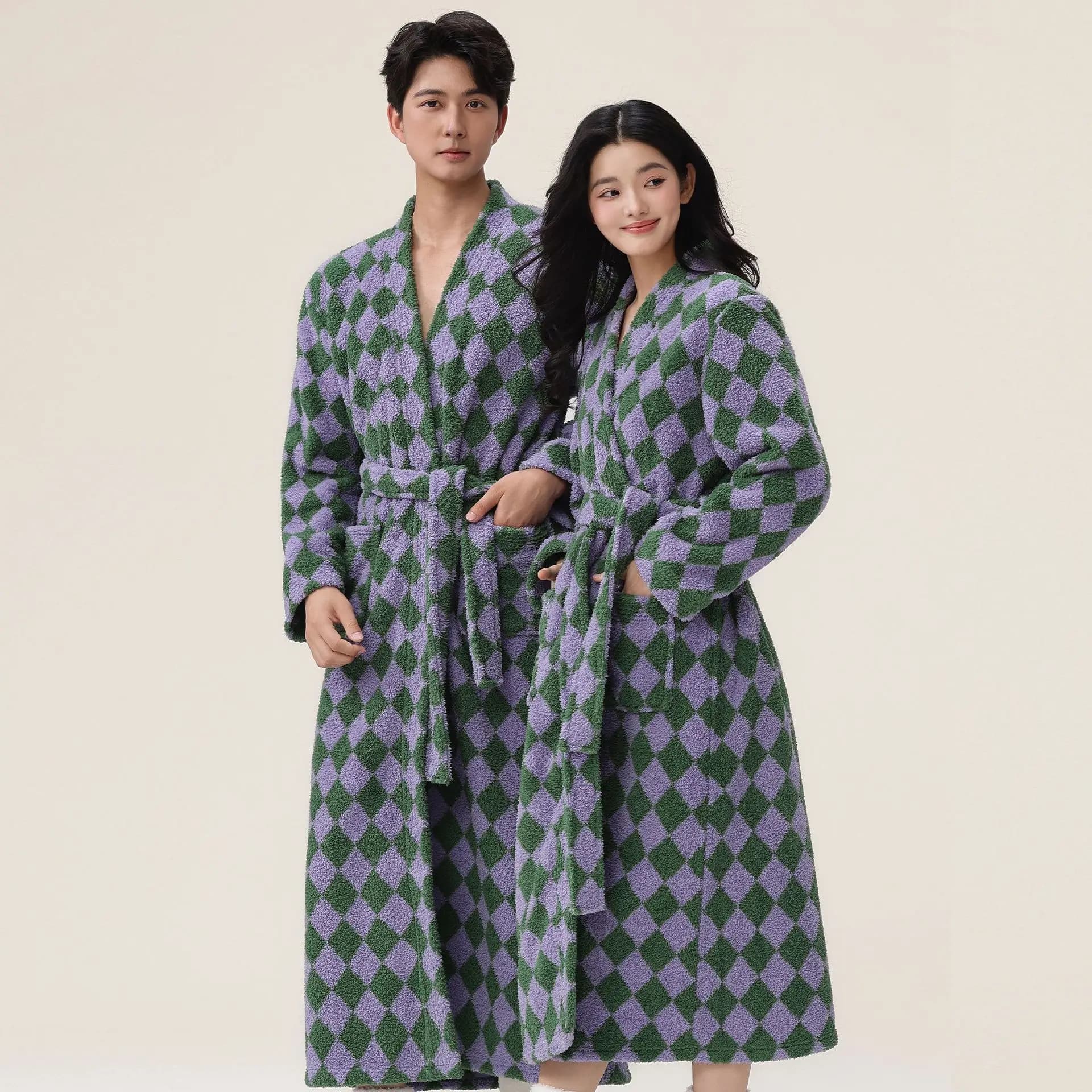 Women's Autumn and Winter Warm Long Velvet Coral Thickness Couple Bathtub Bathrobes Man Woman Pijama Shower Bathrobe Towels Adults