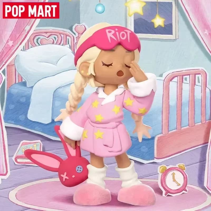 POP MART Lil Peach Riot Sleepover Series Kawaii Anime Action Figure Blind Box Surprise Mystery Doll Regalo per ragazze