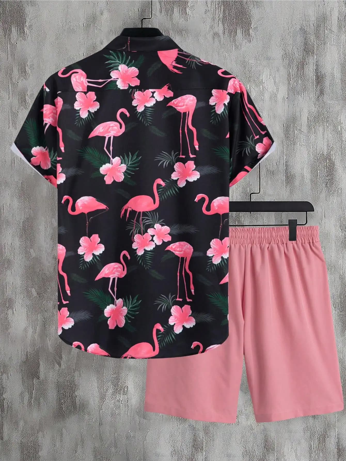 Camicia da uomo a maniche corte con stampa tropicale di fenicotteri e pantaloncini rosa, completo casual per vacanze al mare