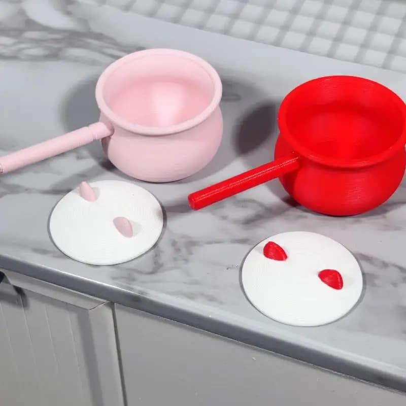 1 Pezzo Miniatura per Casa delle Bambole in Scala 1:12, Pentola con Coperchio Rossa e Rosa per Zuppa e Latte, Accessori Decorativi Fai-da-Te per Cucina