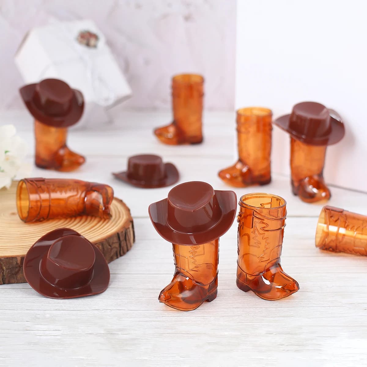 10 bicchieri da tiro per stivali da cowboy con cappelli da cowboy, mini bicchieri in plastica per decorazioni per feste di compleanno, bomboniere da cowboy
