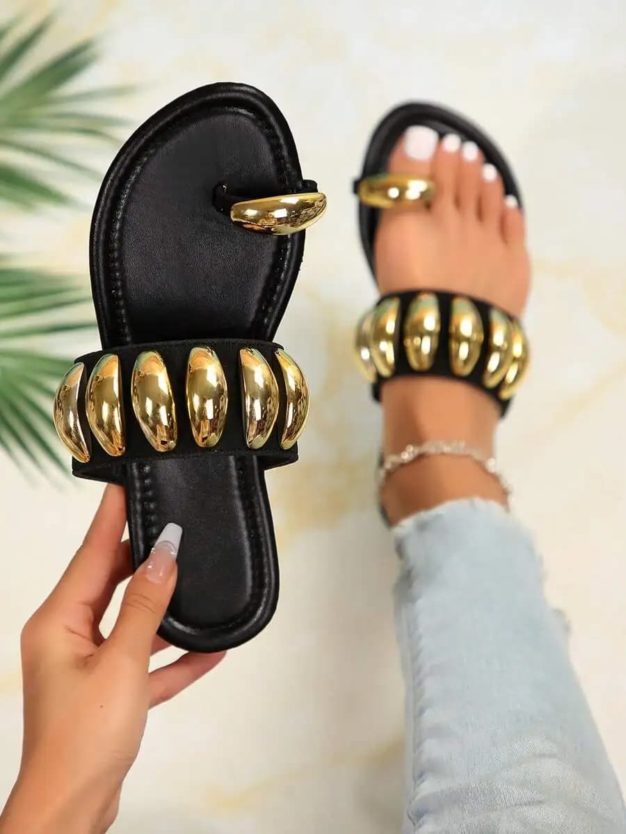 Womens Metal Decor Round Toe Slip-On Flat Sandals Black Fashion Summer Slides