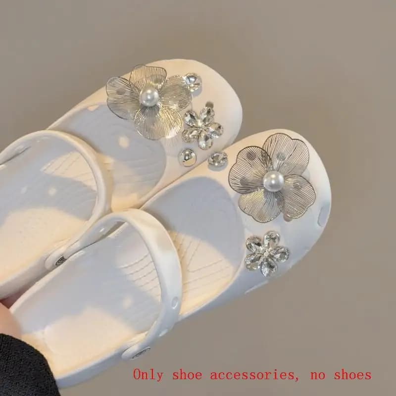 Fashion Flower Pearl Rhinestone Shoe Charms Detachable Decorative Accessories For Sandals DIY Shoe Ornament Daily Party Matching