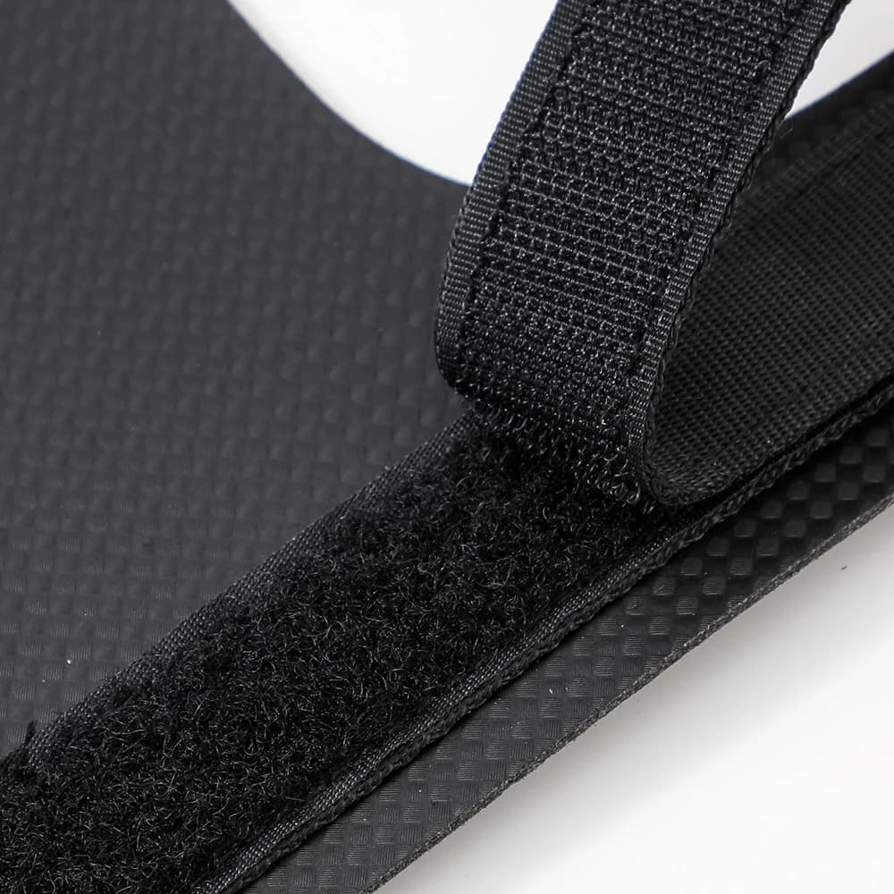 A Pair of Carbon No Finger Hole Hand Grips forPull Ups Training Kettlebell Gymnastics Workout Palm Protector