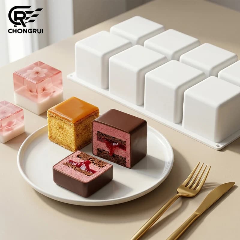Stampo per dolci a forma di cubo, vassoio per ghiaccio in silicone per uso alimentare, stampo antiaderente resistente alle alte temperature, strumento per cottura multiuso