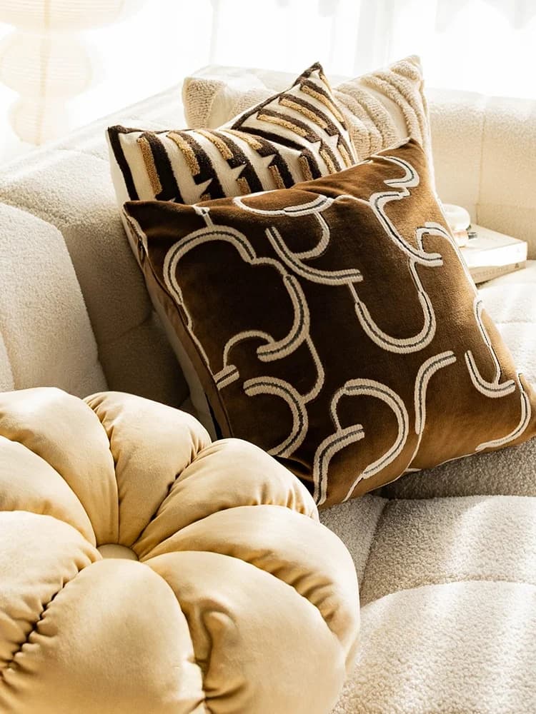 New Chinese Style Creamy Pillowcase Black Leather Embroidered Square Pillow Home Decorative Cushion Soft Furniture Lumbar Pillow
