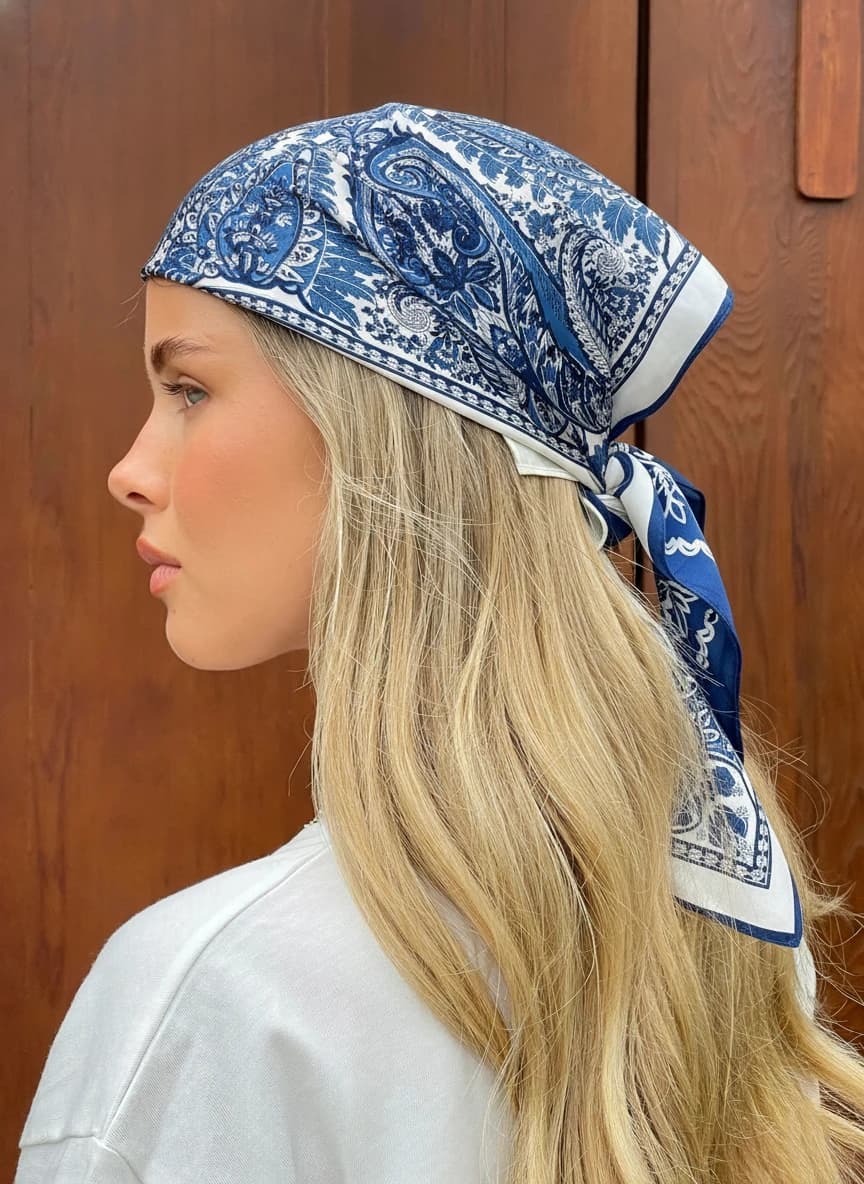 New Bandana Designer Silk Square Scarf Women Satin Shawl Wrap Hijab Female Hair Band Wrist Luxury Headkerchief 70*70cm Echarpe
