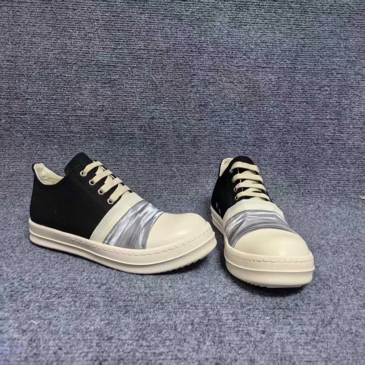 Men's Shoes Black Canvas Low-Top Shoe With Silver Pleated Fabric Ro Classic Design Women's Sneakers High Quality Flat Sneaker