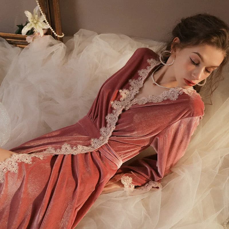 Long Velvet Wedding Dress Pink Night Shirt Sexy Patchwork Back Cutout Dress Lace Night Shirt Autumn Women Sleepwear Home Dress