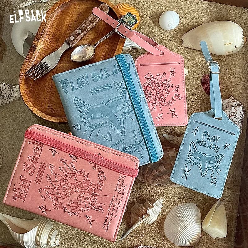 ELFSACK 2025 Nuovo arrivo estivo Stampa originale Etichetta per bagagli Porta passaporto Porta carte di moda Porta documenti per donna