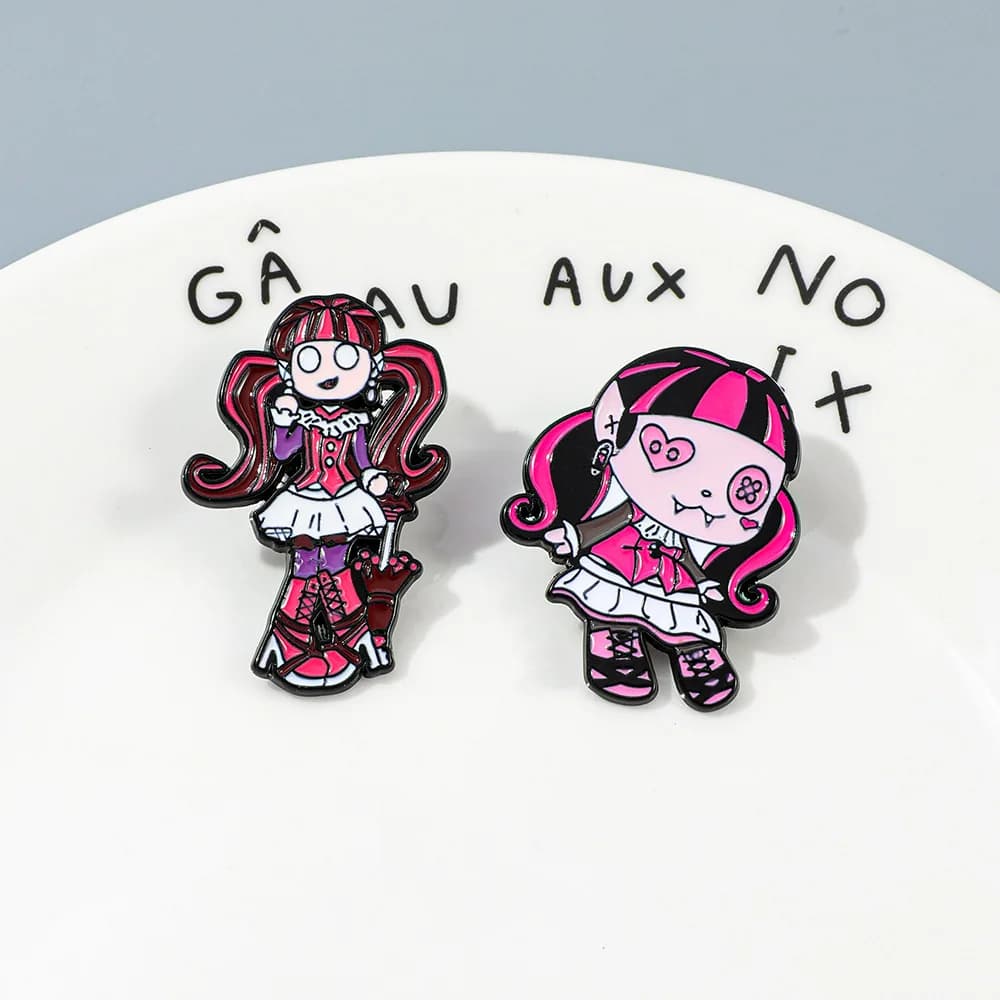 Brooch with character Cartoon Red-haired girl Metal badge Small gift Brooch for cap wholesale Accessories for backpacks Clothes rack