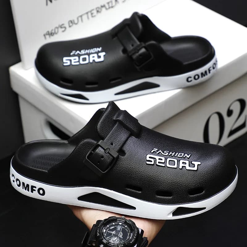 2025 Sandali slip-on casual comodi da uomo nuovi per la casa Pantofole da uomo scavate leggere e traspiranti resistenti all'usura