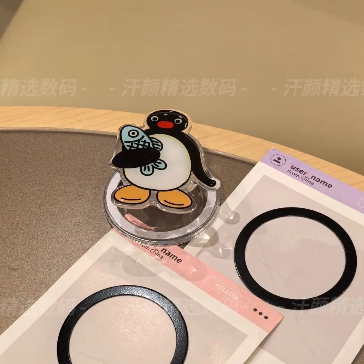 Cute Magnetic Bracket Cartoon Ins Penguin Pingu Bracket Airbag Telescopic Folding Y2k Fashion Toys Anime Frind
