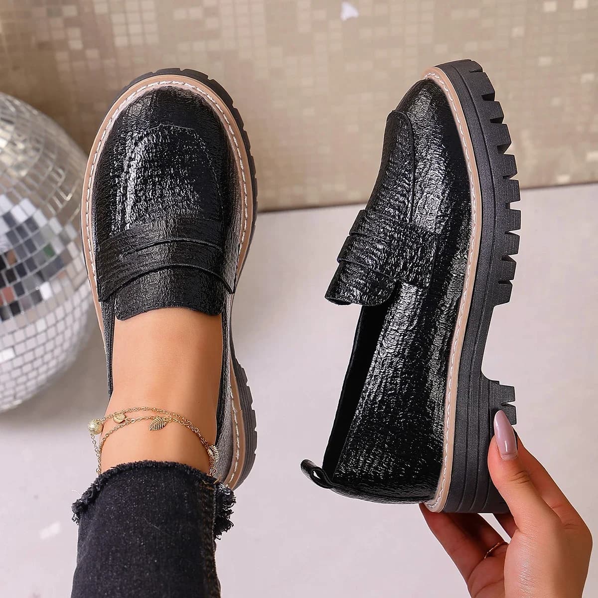 Scarpe con tacco medio da donna, mocassini britannici con punta tonda, antiscivolo e resistenti all'usura, per la primavera e l'autunno