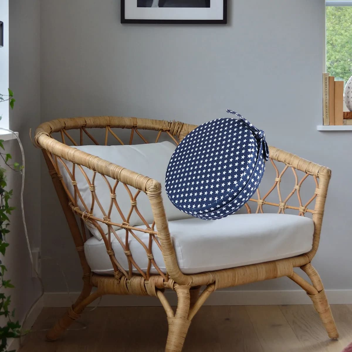 1Pcs Baby Dining Chair Cushion Round Non-Slip Kids Sponge Heightening Pad Comfortable Soft Seat for Home Restaurant Use Blue