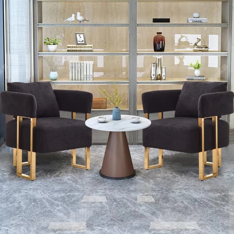 Set di 2 poltrone in velluto viola scuro con gambe in metallo dorato, tavolino rotondo in marmo, divano, sedia, soggiorno di lusso