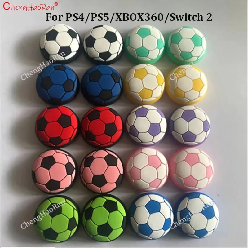 ChengHaoRan 2 Pezzi Copri Joystick in Silicone a Forma di Pallone da Calcio per Switch 2 PS4 PS5 XBOX360 Gamepad Controller, Cappuccio Protettivo Antiscivolo